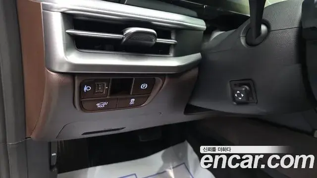Hyundai Grandeur 2023 — Фото 13/20