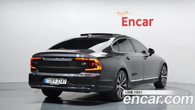Volvo S90 2022 — ფოტო 20/20