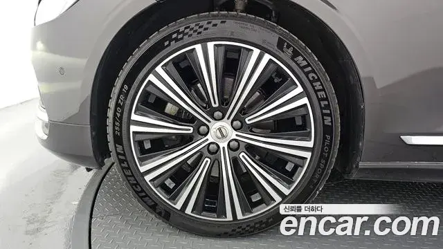 Volvo S90 2022 — ფოტო 10/20