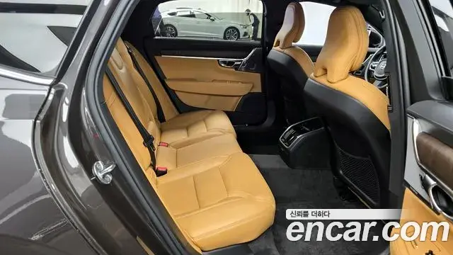 Volvo S90 2022 — ფოტო 24/33