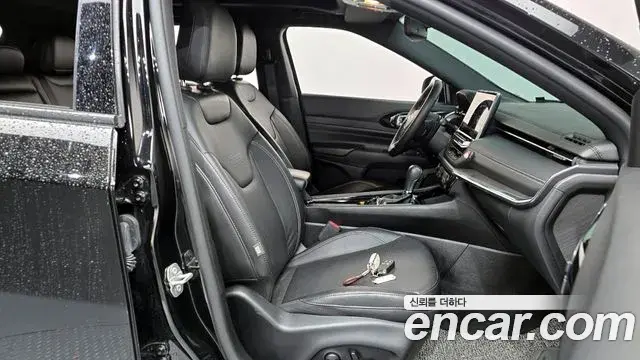 Jeep Compass 2022 — Şəkil 25/30