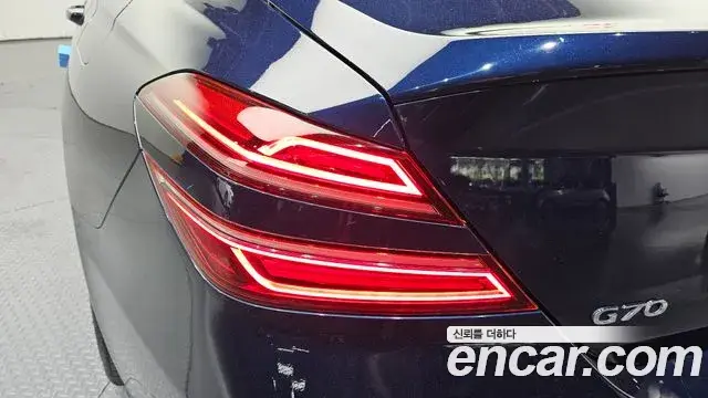 Genesis G70 2021 — Photo 21/32