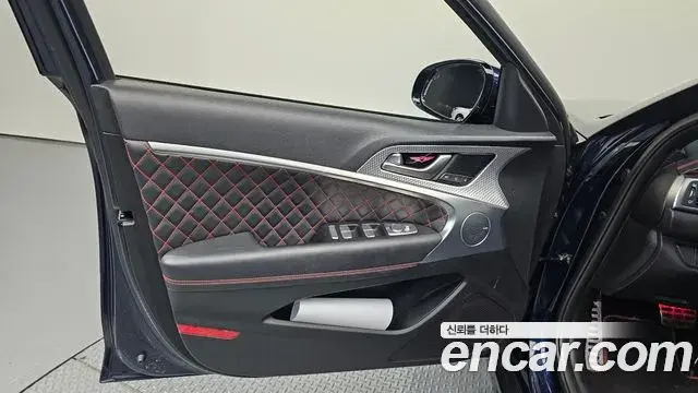 Genesis G70 2021 — Photo 6/32