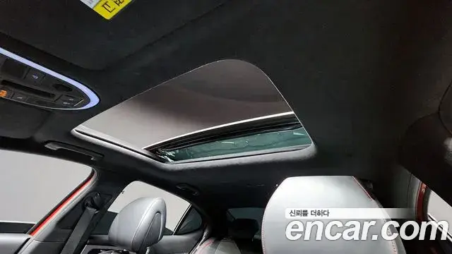Genesis G70 2018 — ფოტო 15/20