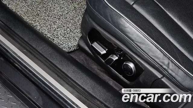 Kia The K9 2018 — Şəkil 31/34