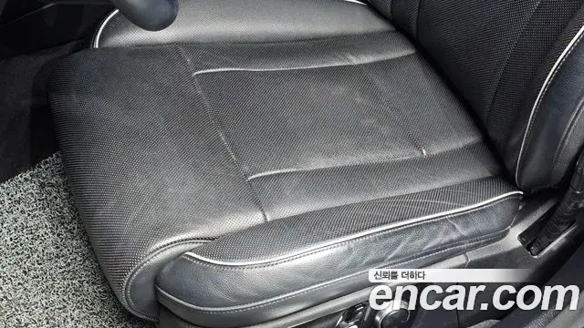Kia The K9 2018 — Şəkil 28/34