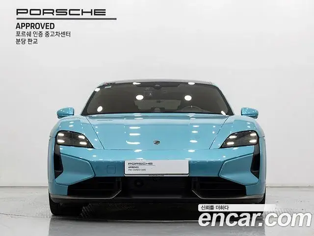 Porsche Taycan 2025 — Photo 12/20