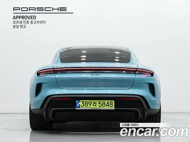 Porsche Taycan 2025 — Photo 9/20