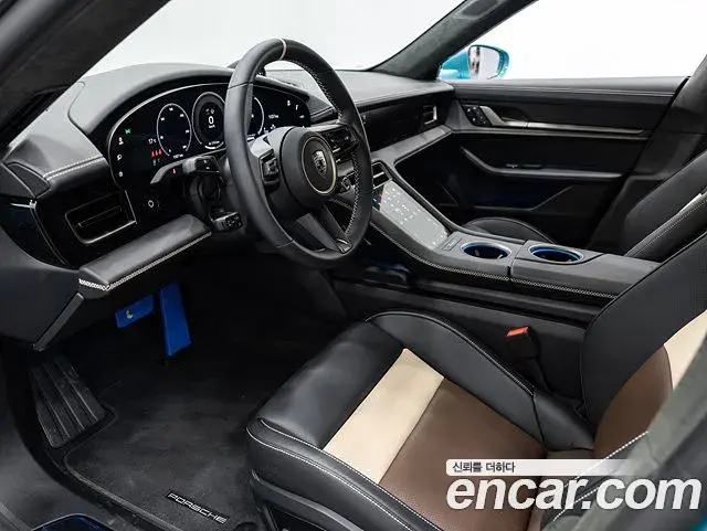 Porsche Taycan 2025 — Photo 1/20