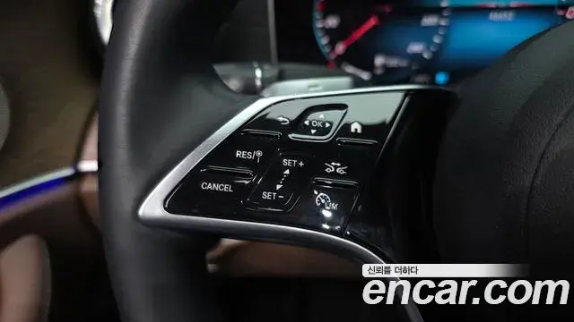 Mercedes-Benz E-Class 2021 — Фото 16/20