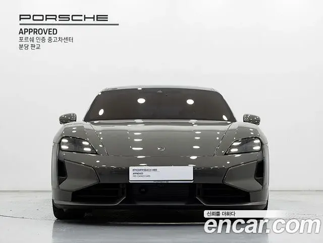 Porsche Taycan 2025 — ფოტო 6/20