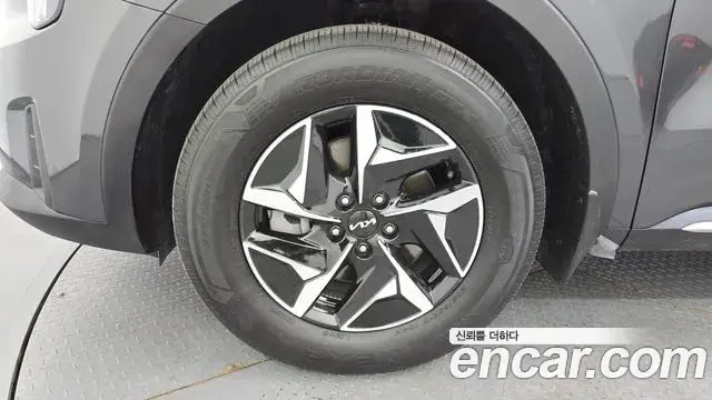 Kia Sorento 2025 — ფოტო 4/33