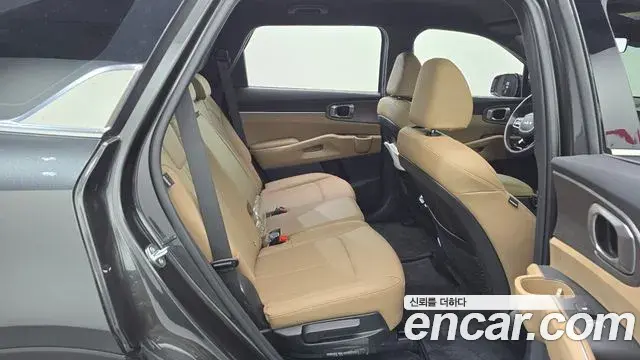 Kia Sorento 2025 — ფოტო 8/33