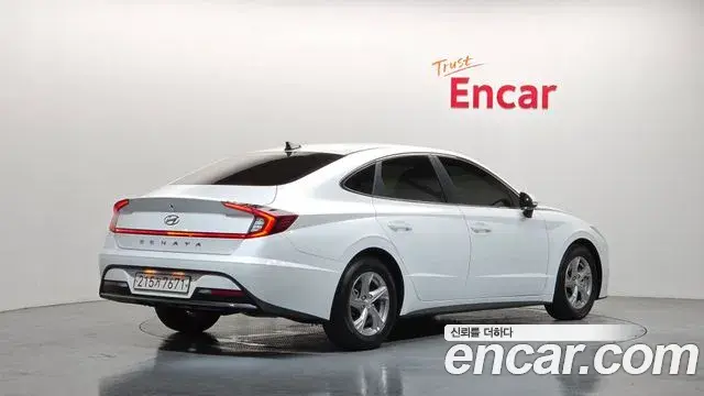 Hyundai Sonata Hybrid 2020 — Şəkil 25/33