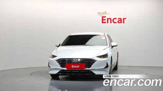Hyundai Sonata Hybrid 2020 — Şəkil 6/33