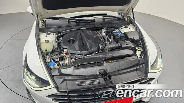 Hyundai Sonata Hybrid 2020 — Şəkil 9/33