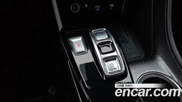 Hyundai Sonata Hybrid 2020 — Şəkil 18/33