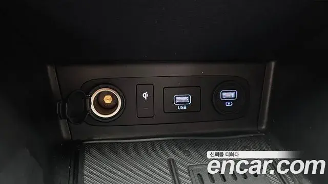 Hyundai Sonata Hybrid 2020 — Şəkil 20/33