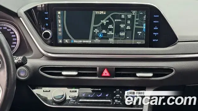 Hyundai Sonata Hybrid 2020 — Şəkil 7/33
