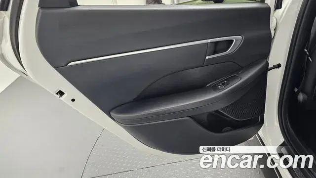 Hyundai Sonata Hybrid 2020 — Şəkil 5/33
