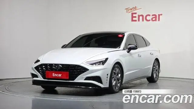 Hyundai Sonata Hybrid 2022 — ფოტო 23/33