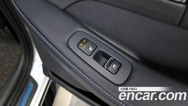 Hyundai Sonata Hybrid 2022 — ფოტო 9/33