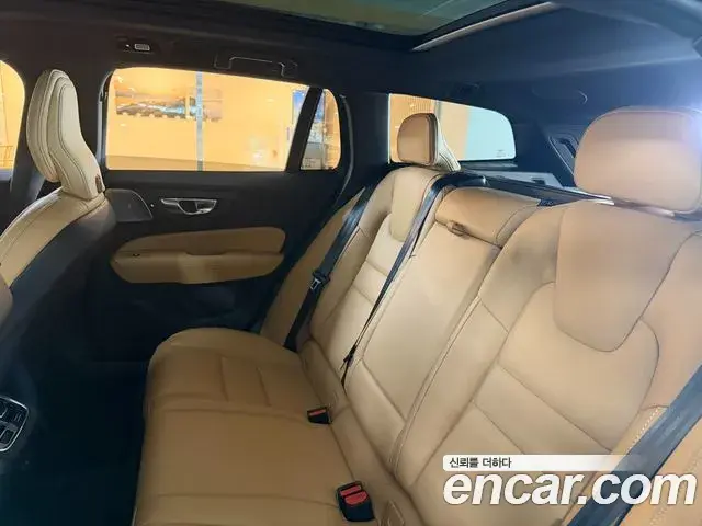 Volvo V60 Cross Country 2025 — Şəkil 20/20