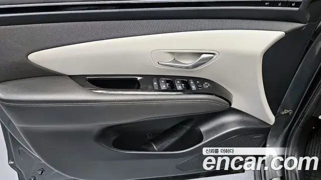 Hyundai Tucson Hybrid 2021 — ფოტო 5/33