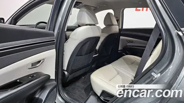 Hyundai Tucson Hybrid 2021 — ფოტო 3/33