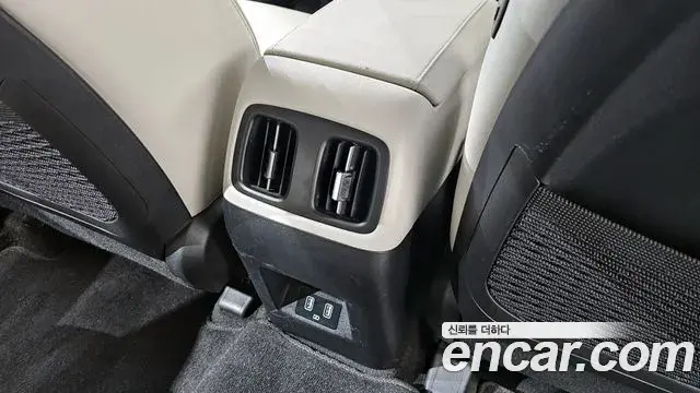Hyundai Tucson Hybrid 2021 — ფოტო 25/33