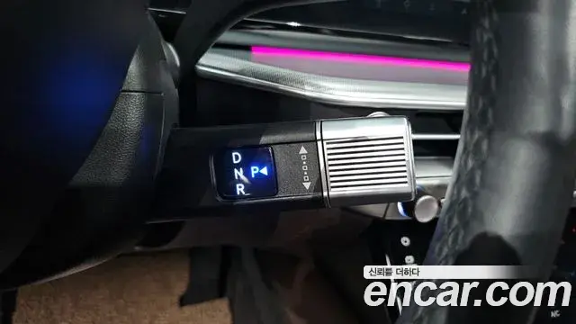 Hyundai Grandeur Hybrid 2023 — ფოტო 18/20