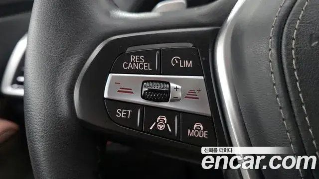 BMW X5 2021 — Photo 18/20