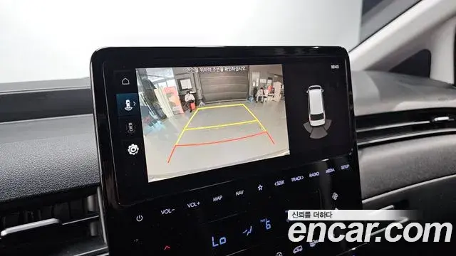 Hyundai Staria 2023 — Photo 4/20