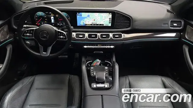 Mercedes-Benz GLE-Class 2022 — Photo 17/36