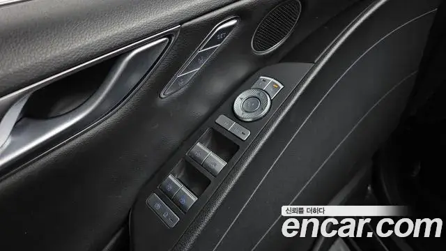 Genesis G80 2020 — ფოტო 28/40