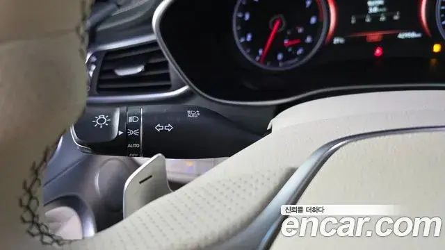 Genesis G70 2019 — ფოტო 13/34