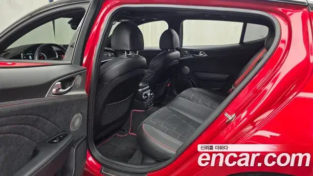 Kia Stinger Meister 2023 — Photo 38/38