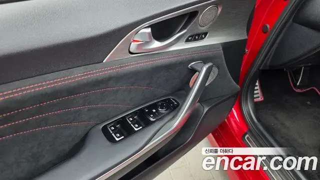 Kia Stinger Meister 2023 — Photo 6/38