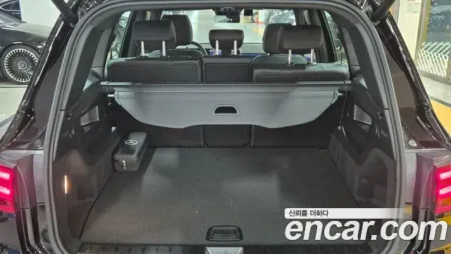 Mercedes-Benz GLB-Class 2025 — Şəkil 19/20