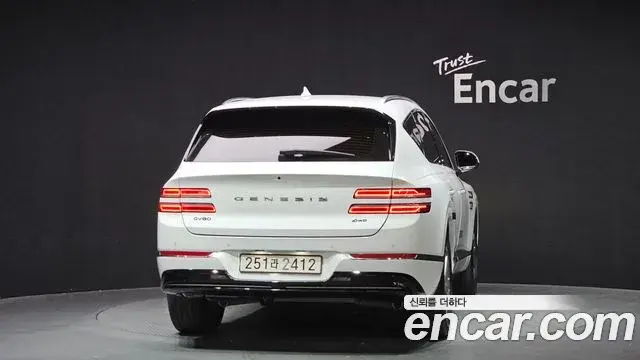 Genesis GV80 2022 — ფოტო 30/32