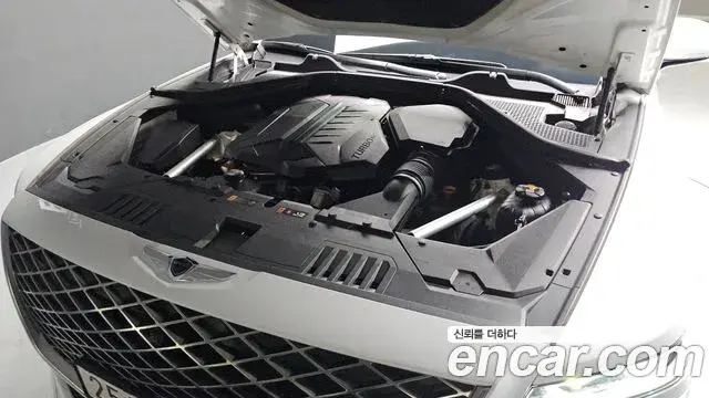 Genesis GV80 2022 — ფოტო 13/32
