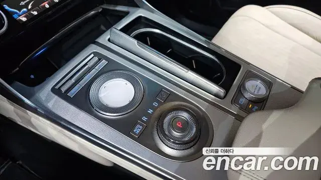 Genesis GV80 2022 — ფოტო 27/32