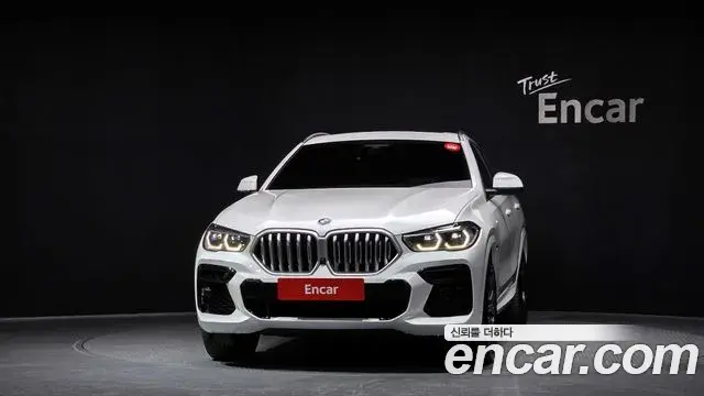 BMW X6 2022 — ფოტო 16/20