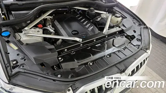 BMW X6 2022 — ფოტო 17/20