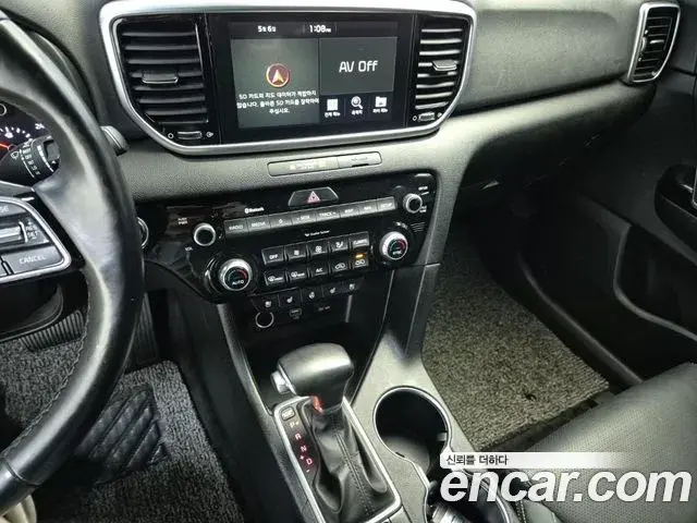 Kia Sportage The Bold 2019 — Photo 2/19