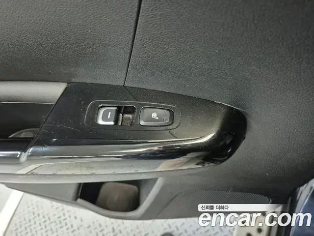 Kia Sportage The Bold 2019 — Photo 18/19