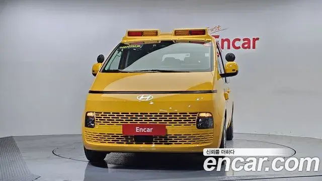 Hyundai Staria 2025 — ფოტო 18/33