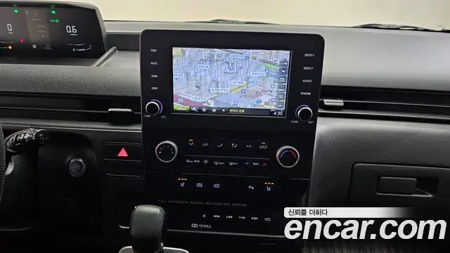 Hyundai Staria 2025 — ფოტო 15/33