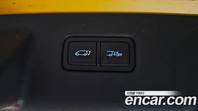 Hyundai Staria 2025 — ფოტო 33/33