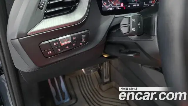 BMW 1 Series 2024 — ფოტო 8/20
